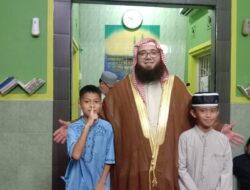 Safari Dakwah Ramadhan 1447 H, Syekh Palestina Kunjungi Masjid Baburroyyan Makassar dan Galang Dana Kemanusiaan