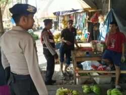 Implementasikan Program Polisi Bersama Masyarakat, Patroli Samapta Polres Maros Sambangi Pedagang Pasar