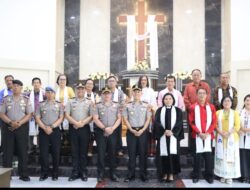Perkuat Silaturahmi Lewat Minggu Kasih, Kapolres Maros Ajak Jemaat Bijak Menyikapi Informasi dan Menjaga Keamanan